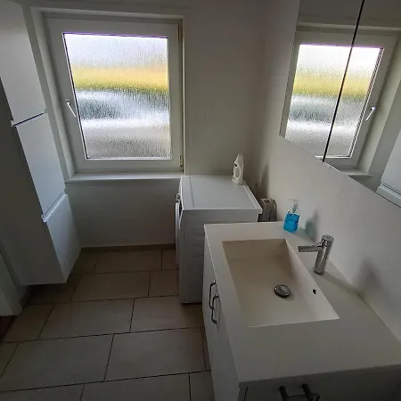 Lägenhet With Water Views *