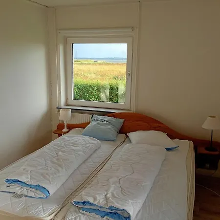 With Water Views Apartament